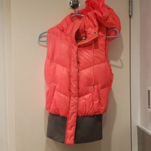 Dkny vest